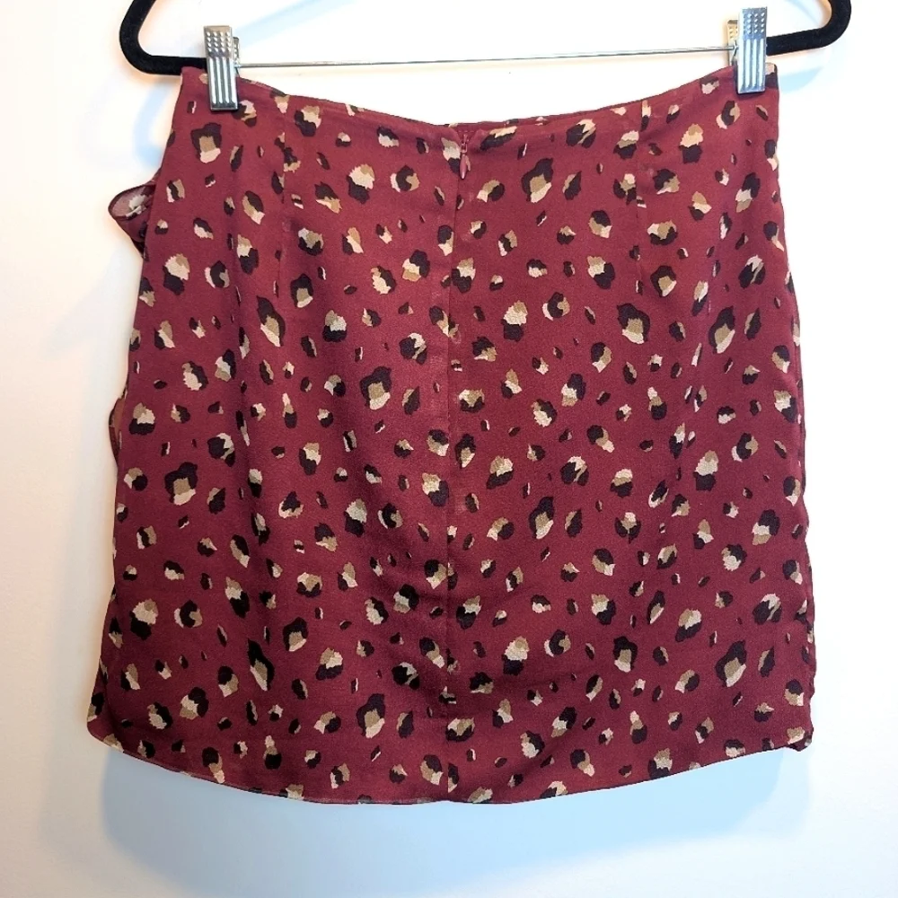Bardot Red Animal Print Faux Wrap Tie Skirt Size Medium